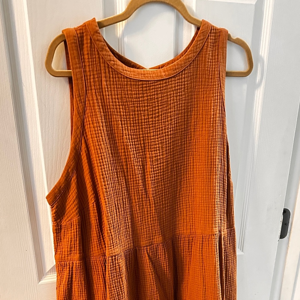 Every dress needs pockets like this one!